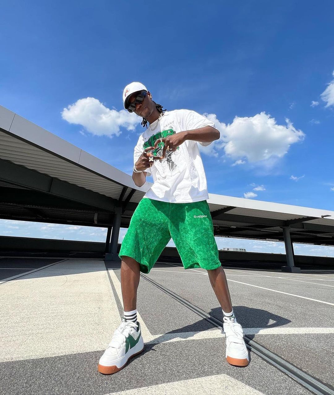 Embroidered Corduroy Shorts -2331