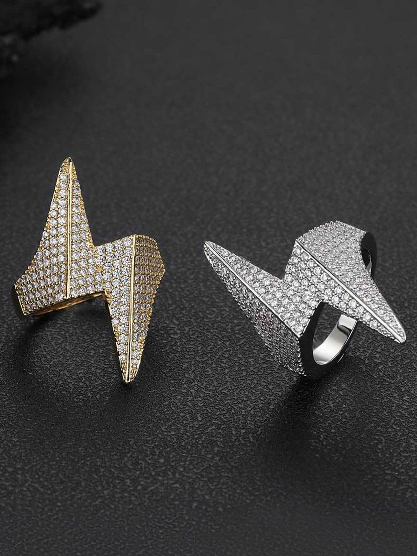 Diamond-shaped Lightning Bolt Zirconia Ring 2397