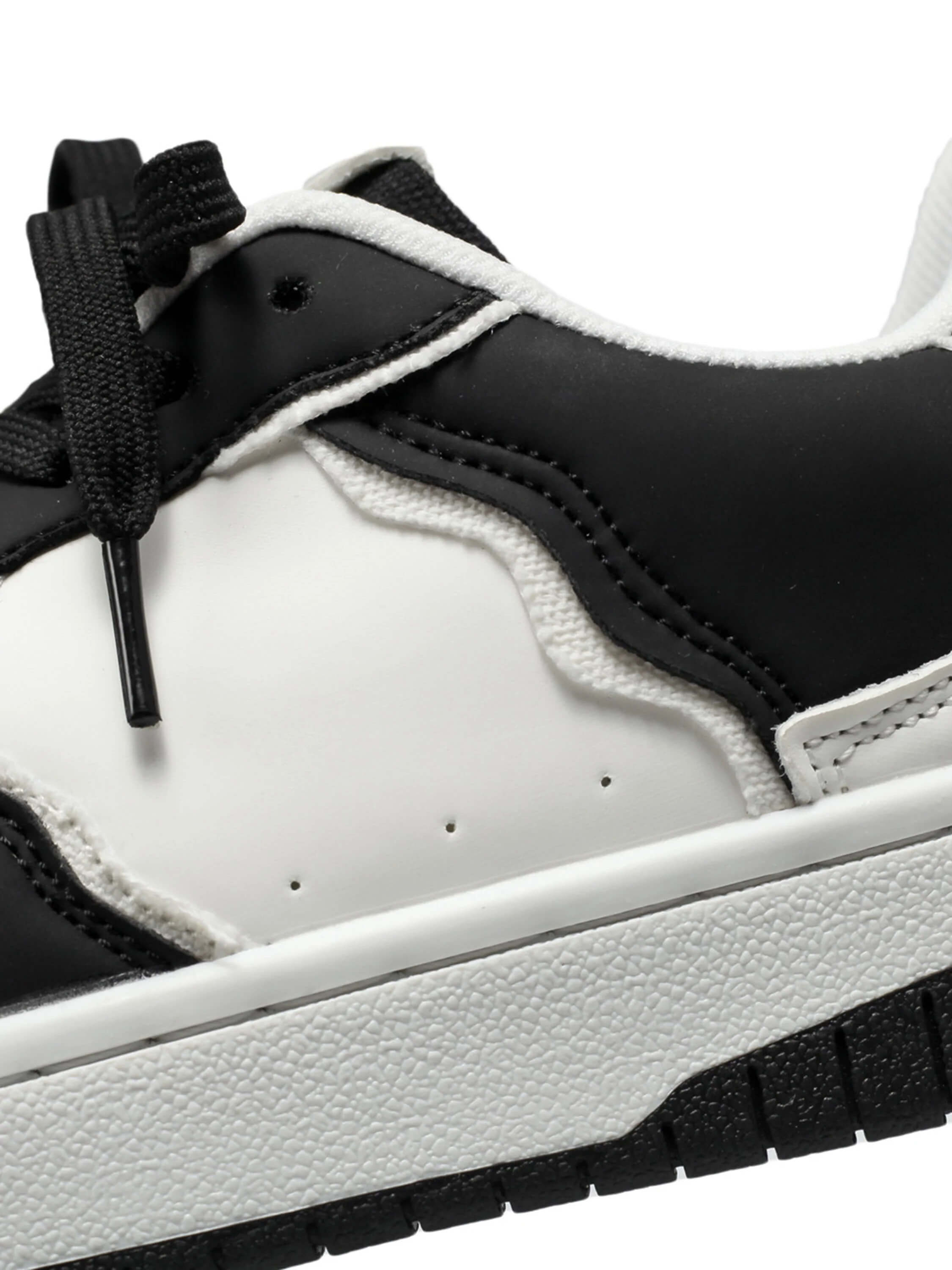 The Mudroads High Street Black And White Classic Color Scheme Board Casual Shoes Couple Models-2364