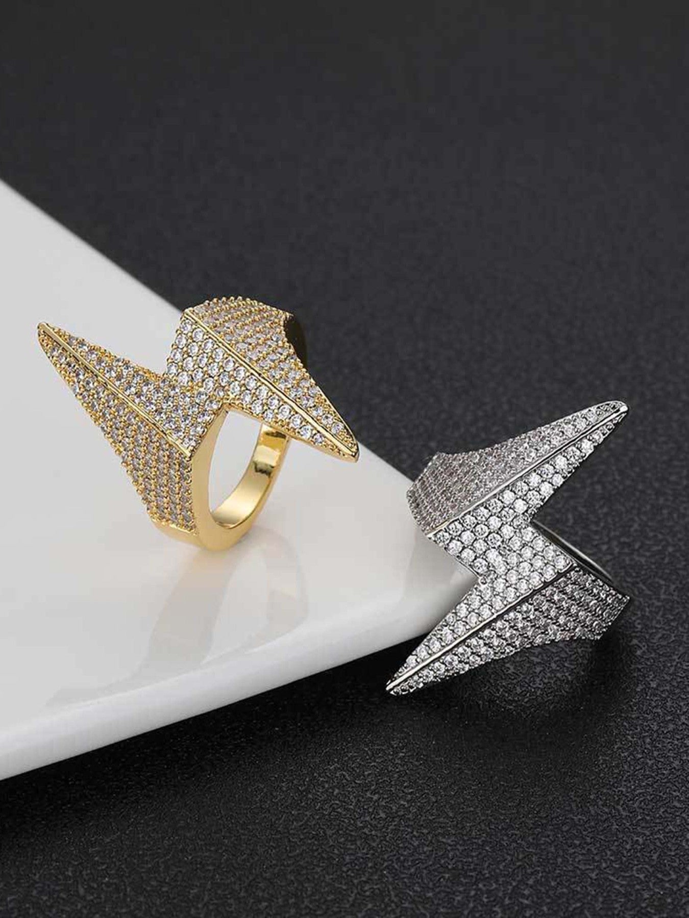 Diamond-shaped Lightning Bolt Zirconia Ring 2397