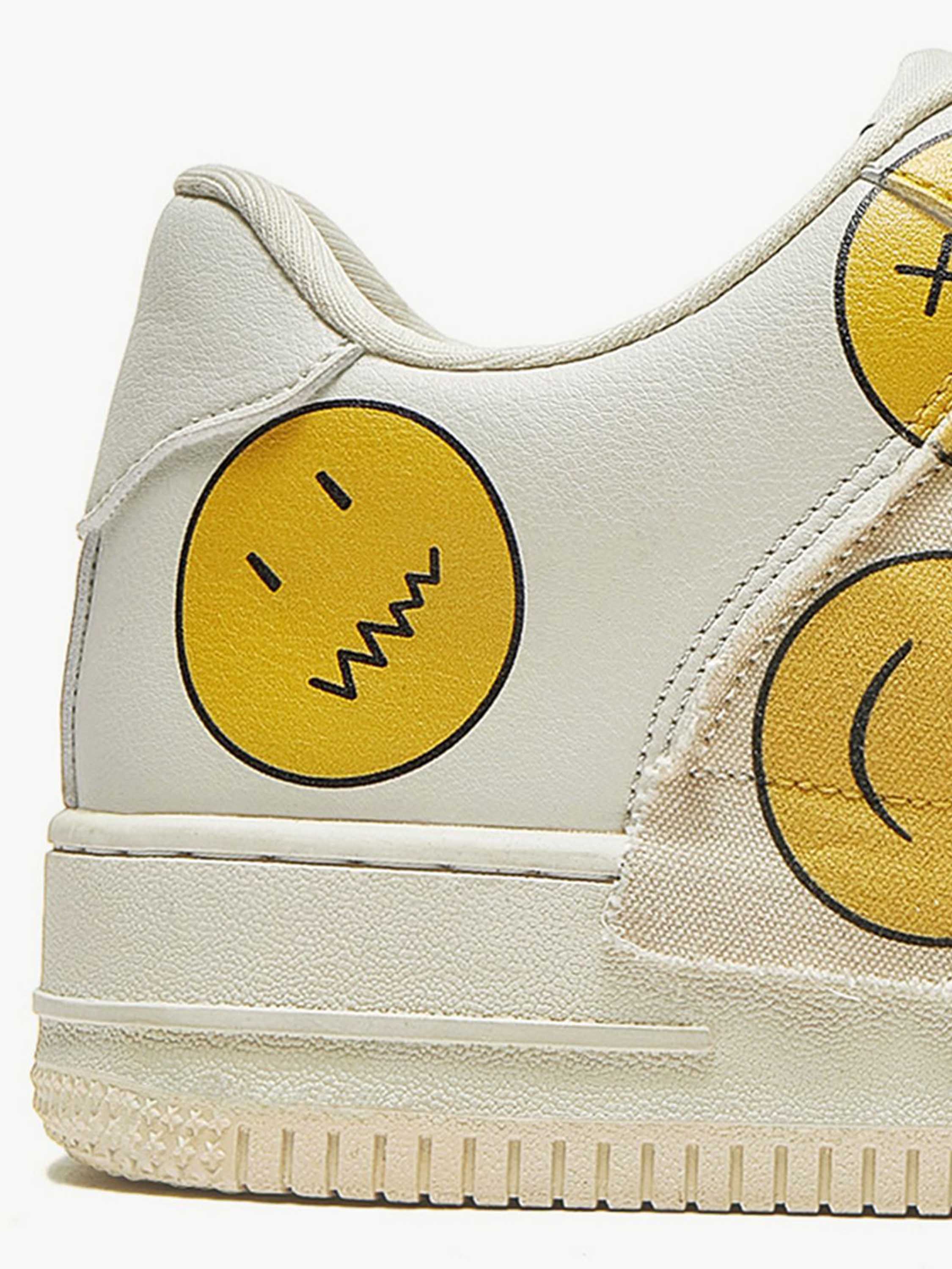 American Fun Smiley Face Expression Board Shoes - 23345