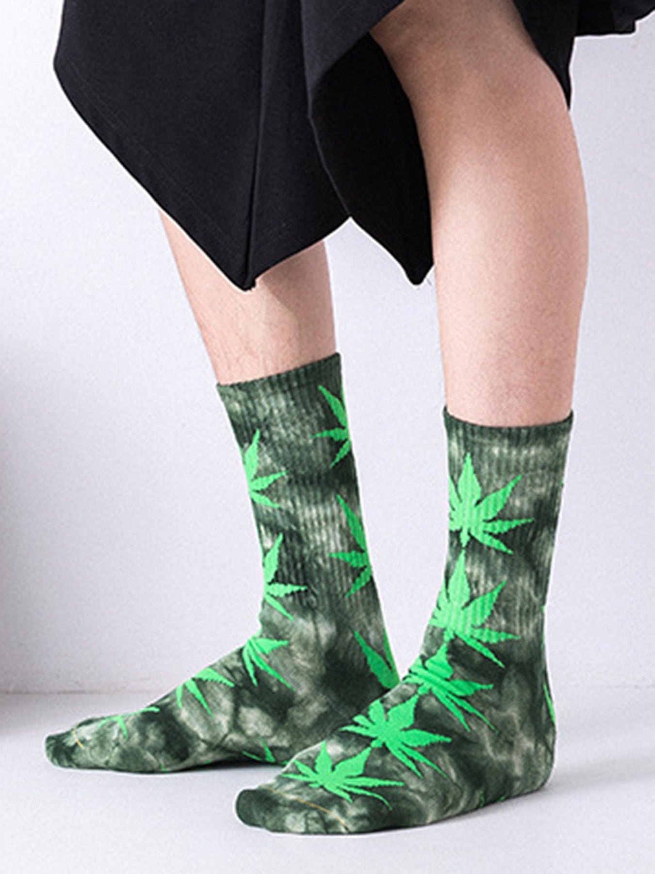 Tie-Dye Mid-Calf Socks