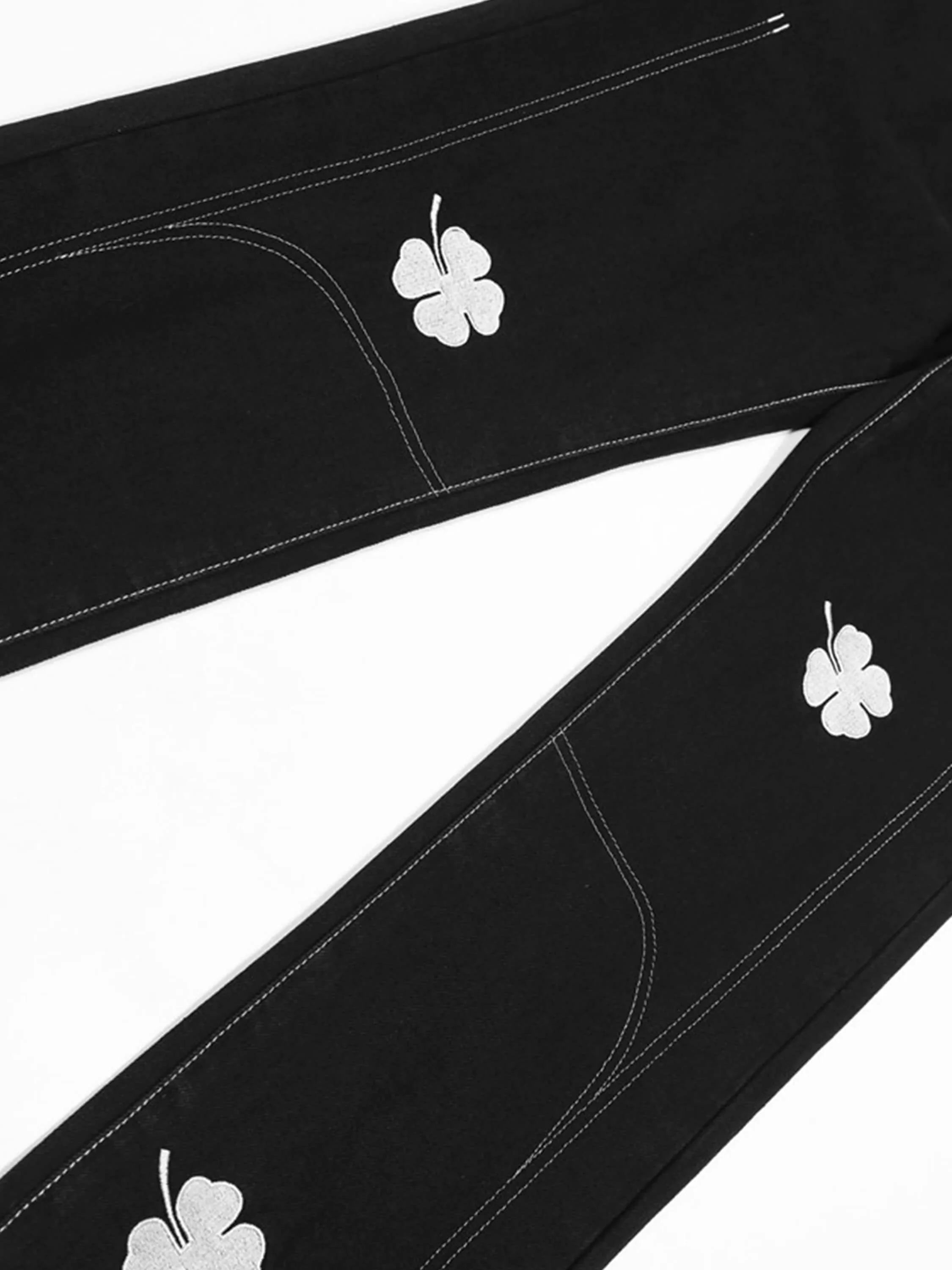 Lucky Clover Embroidered Jeans -2203